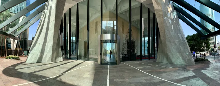 Architect Greg Holman: natural stone in design